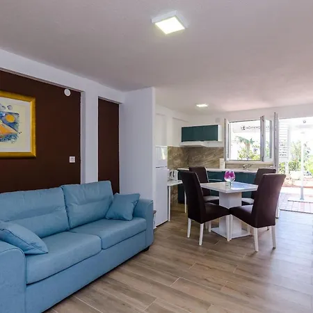Apartment Paula *
